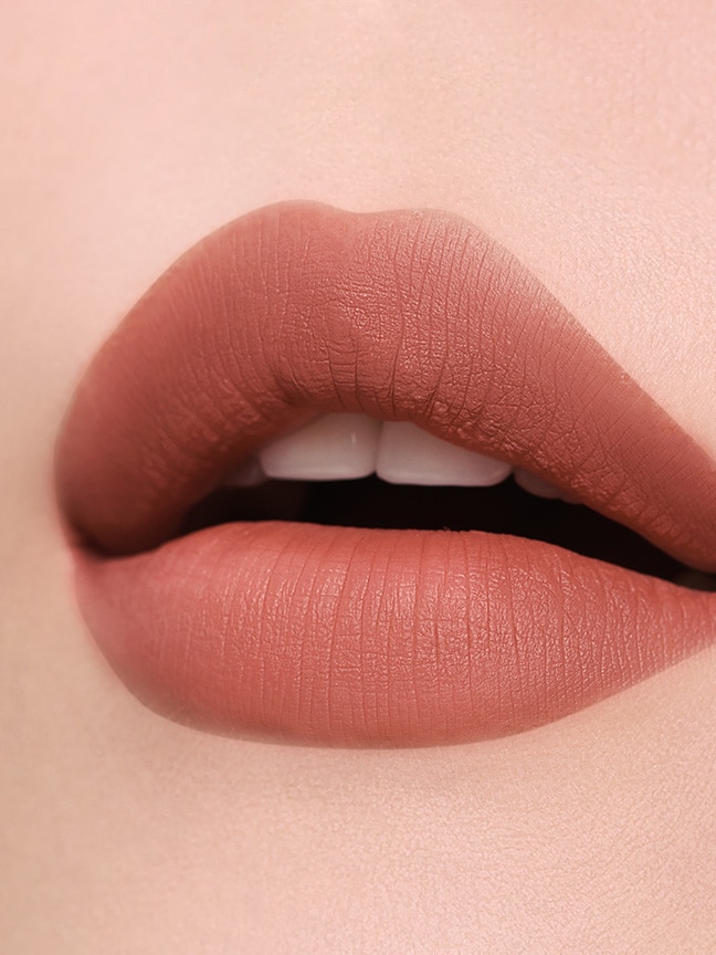 Locked Kiss Lipstick shade - Meticulous